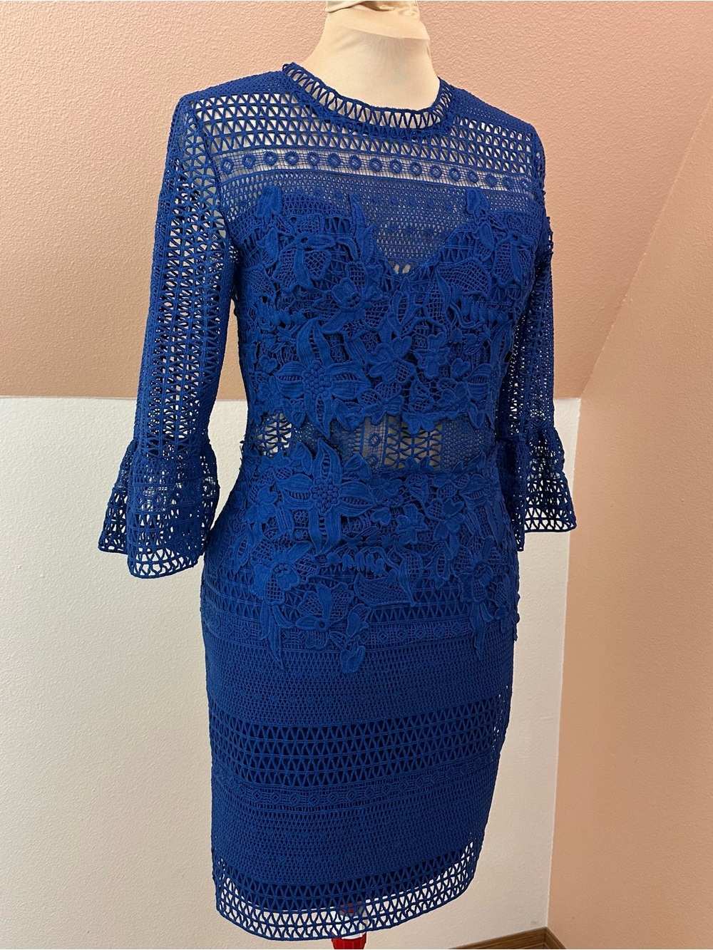 Soieblu Blue Lace Sheath Dress Junior Size L 3/4 Bell Sleeve Wedding Guest Party